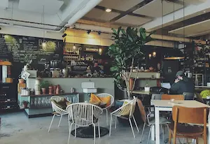 Suasana kafe